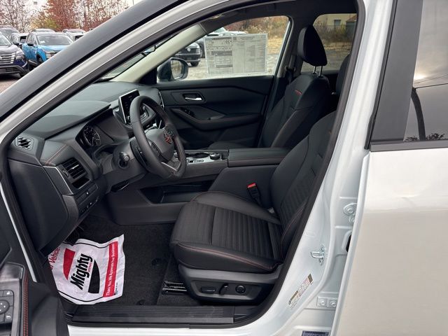 2026 Nissan Rogue Rock Creek - Photo 10