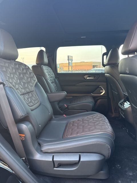 2026 Nissan Armada Platinum Reserve - Photo 23