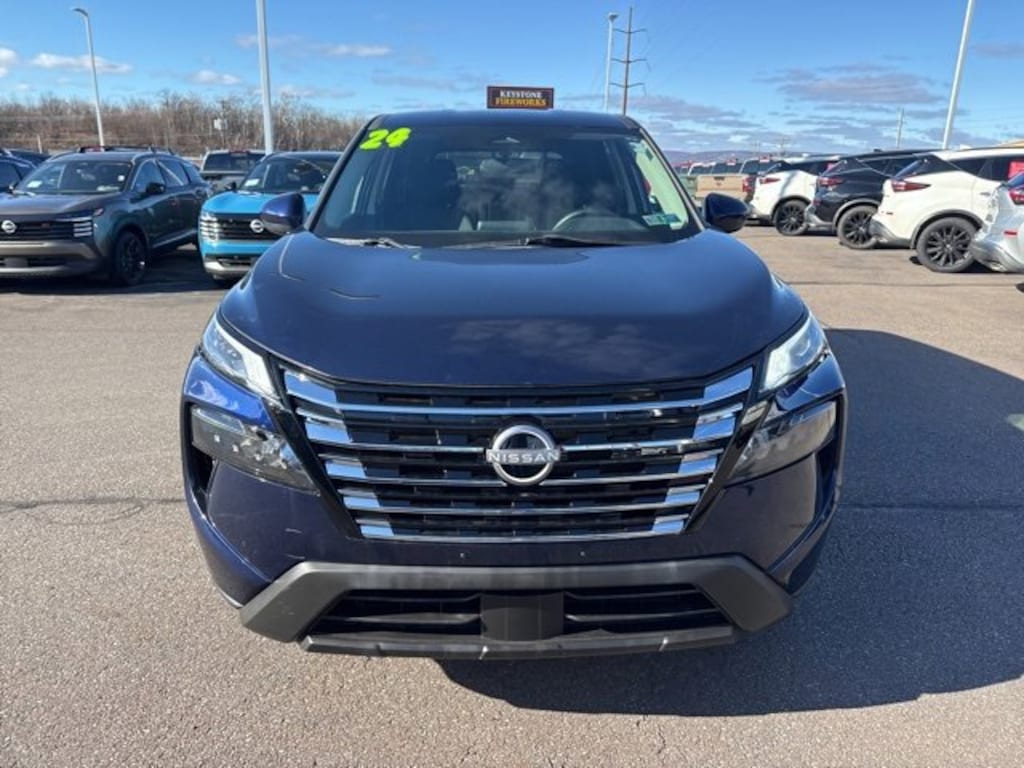 Certified 2024 Nissan Rogue SV AWD SV