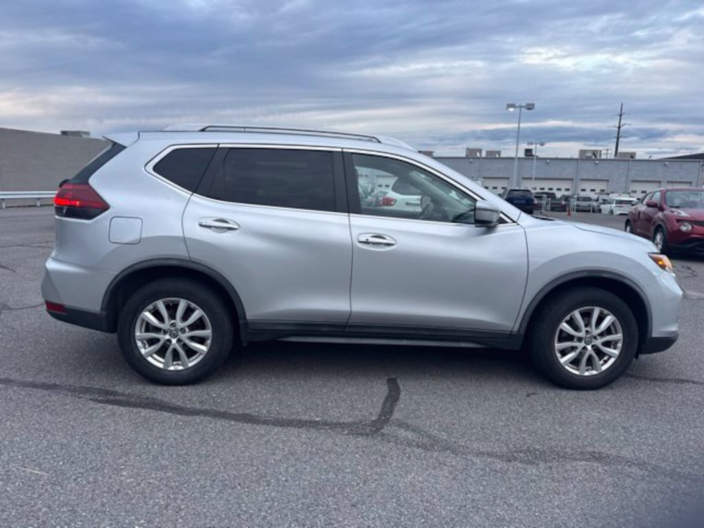 Used 2018 Nissan Rogue SV SUV