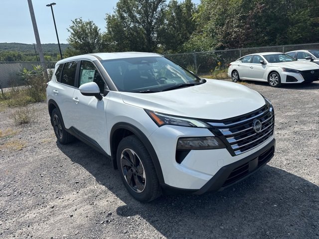 2026 Nissan Rogue SV photo 2