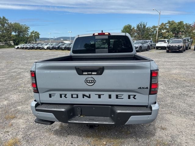 View vehicle photo 6