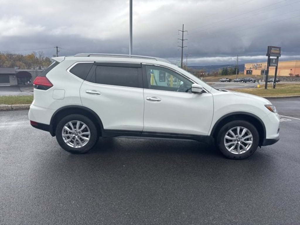 Used 2017 Nissan Rogue SV 2017.5 AWD SV