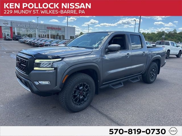 2023 Nissan Frontier PRO-4X Crew Cab 4X4's photo