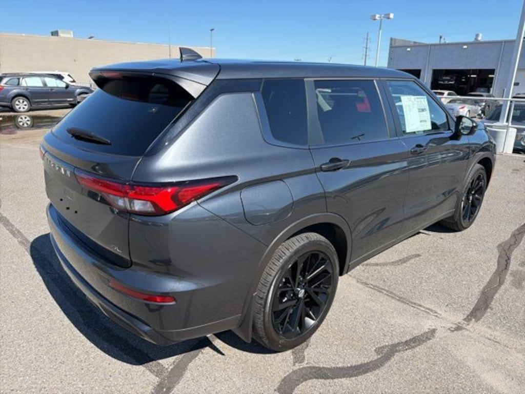 New 2026 Nissan Rogue Plug-In Hybrid SL SUV