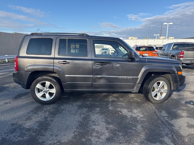 2015 Jeep Patriot Latitude photo 4