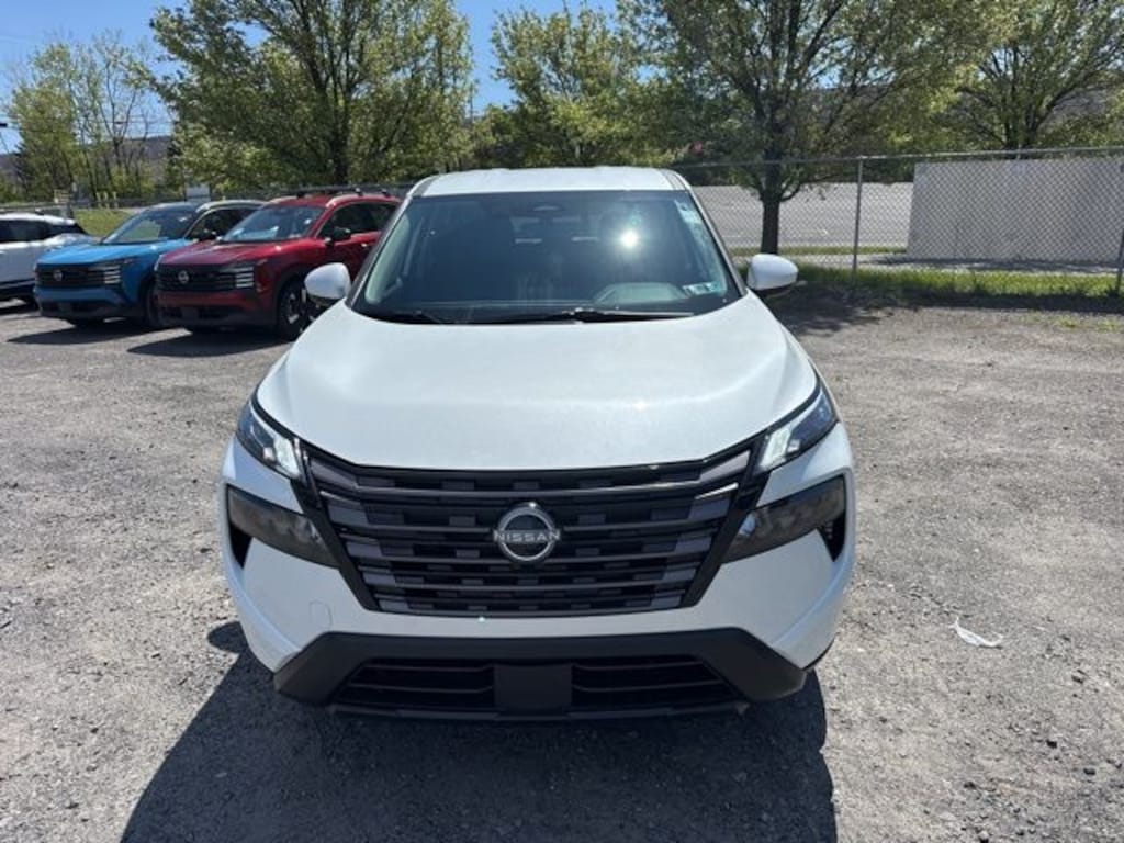 New 2026 Nissan Rogue SV SUV