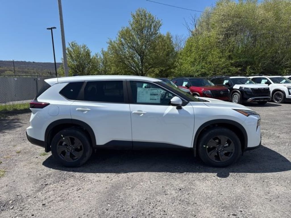 New 2026 Nissan Rogue SV SUV