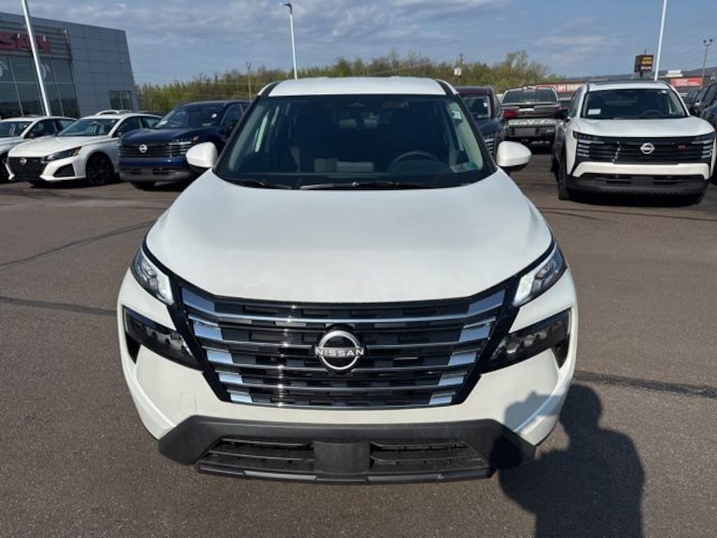 New 2026 Nissan Rogue SV SUV