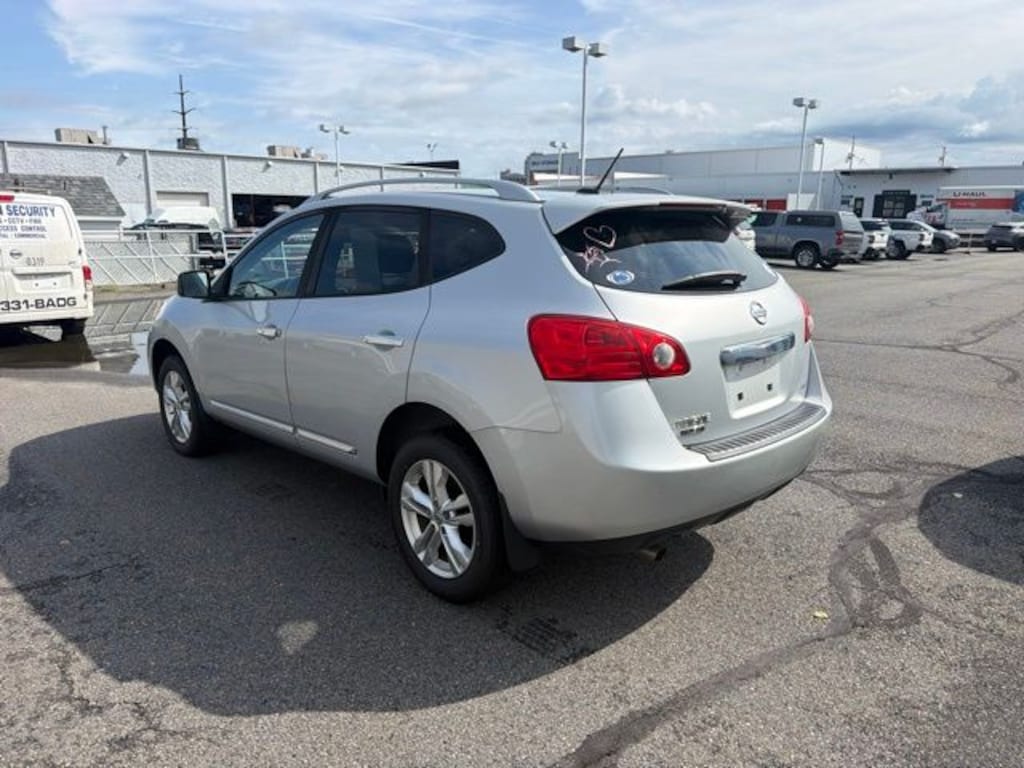 Used 2015 Nissan Rogue Select S SUV