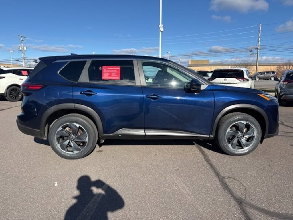 Certified 2024 Nissan Rogue SV AWD SV