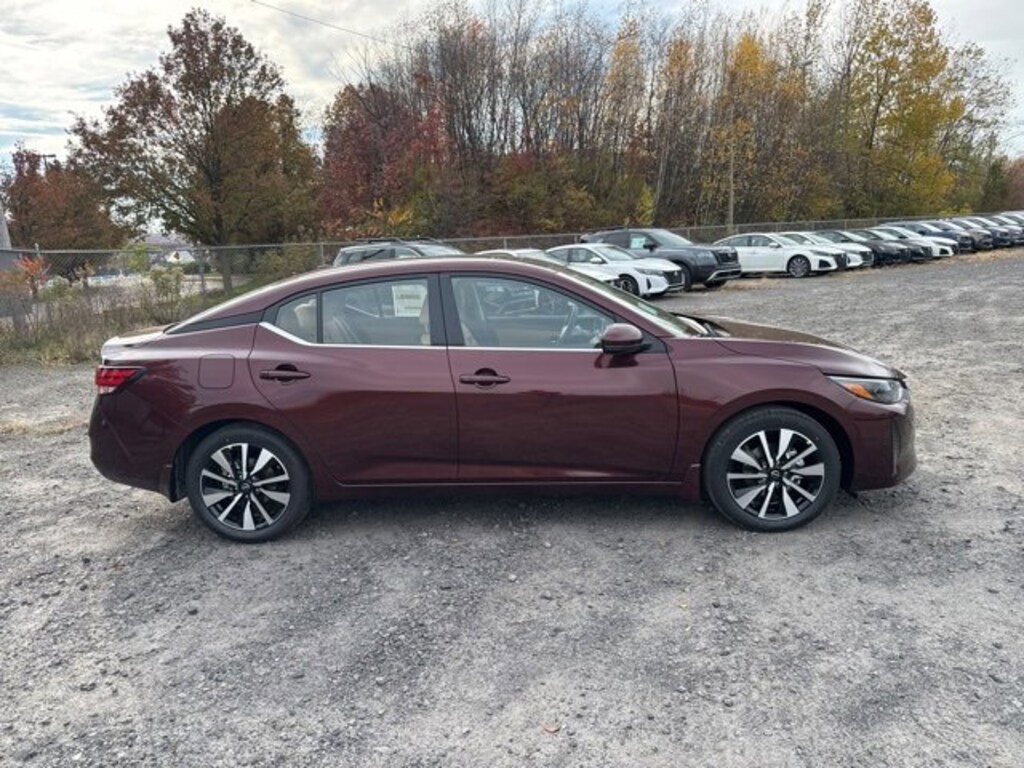 New 2025 Nissan Sentra SV SV CVT