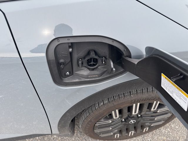 2026 Nissan LEAF Platinum+ - Photo 11