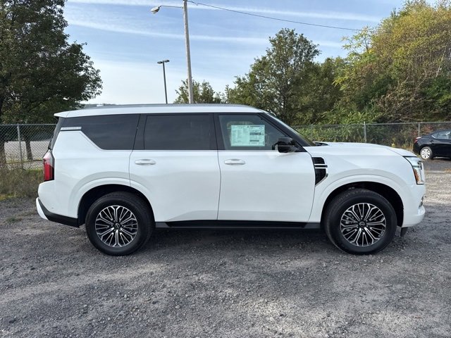 2026 Nissan Armada SL photo 4