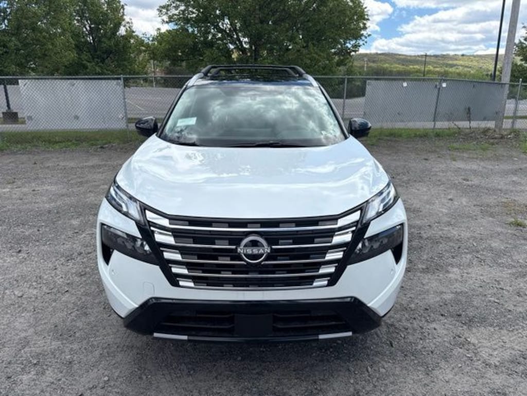 New 2026 Nissan Rogue Platinum SUV