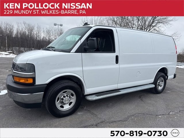 2024 Chevrolet Express Cargo Work Van's photo