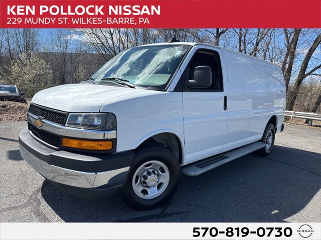 2024 Chevrolet Express 2500 Work Van HD's photo