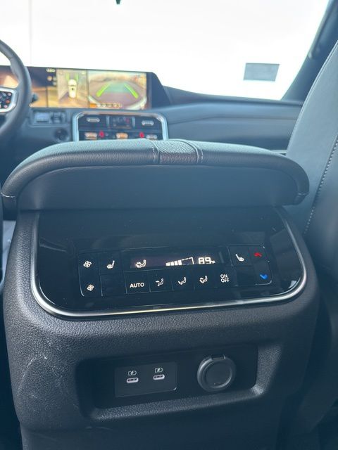 2026 Nissan Armada Platinum Reserve - Photo 18