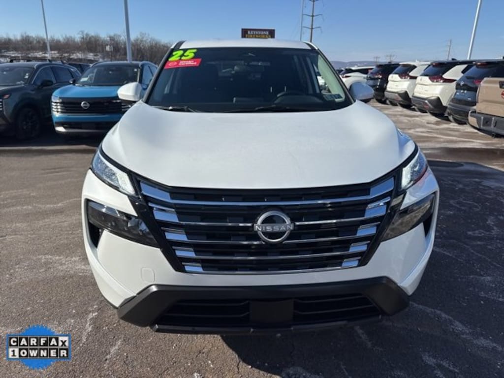 Certified 2025 Nissan Rogue SV AWD SV