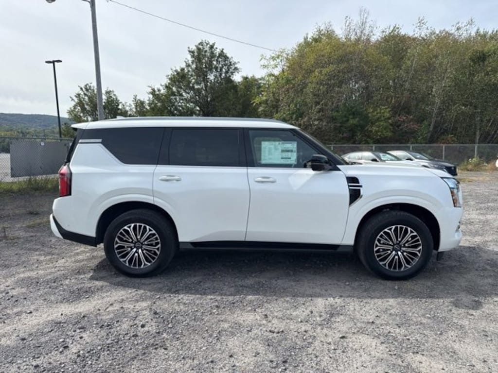 New 2026 Nissan Armada SL 4x4 SL