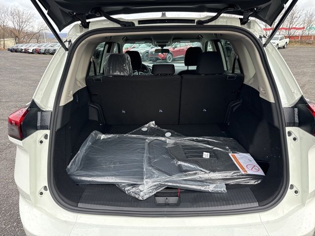 2026 Nissan Rogue S - Photo 7