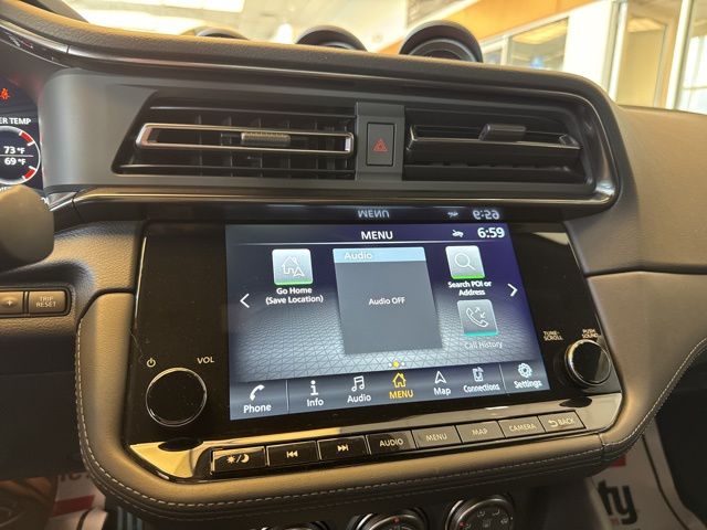 2025 Nissan Z Performance - Photo 17