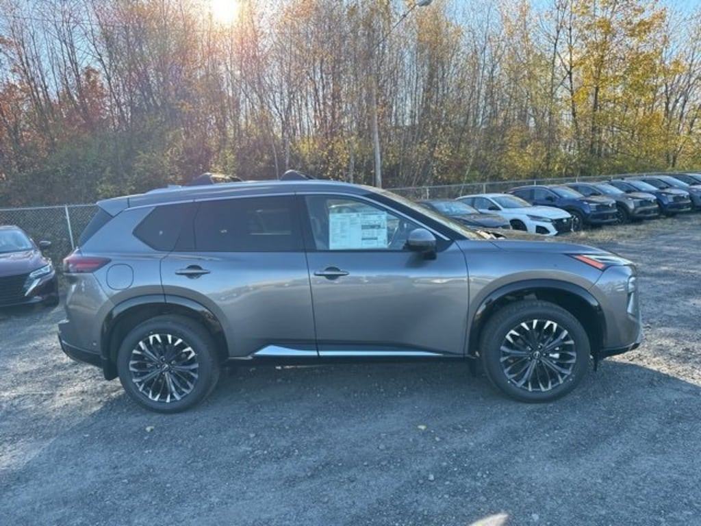 New 2026 Nissan Rogue Platinum AWD Platinum *Ltd Avail*