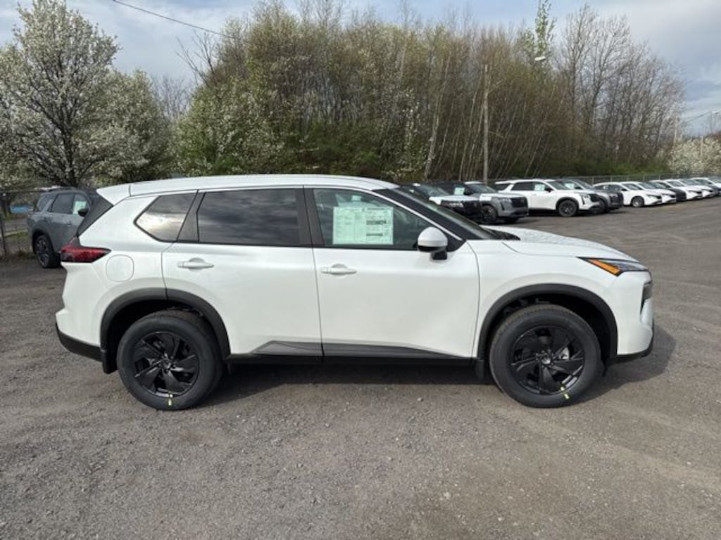 New 2026 Nissan Rogue SV SUV
