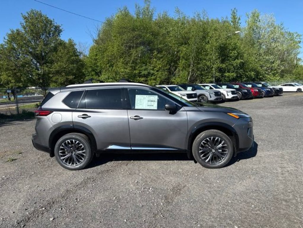 New 2026 Nissan Rogue Platinum SUV