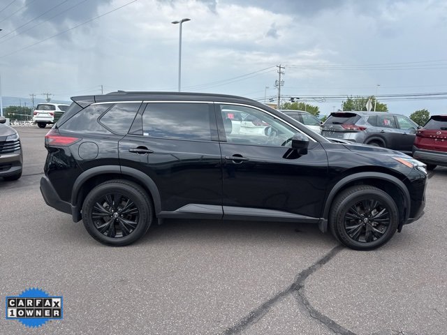 2023 Nissan Rogue SV photo 4