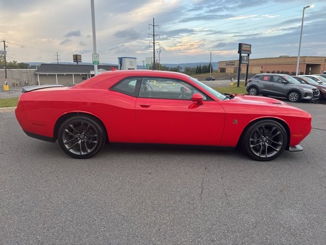 2022 Dodge Challenger R/T Scat Pack photo 4