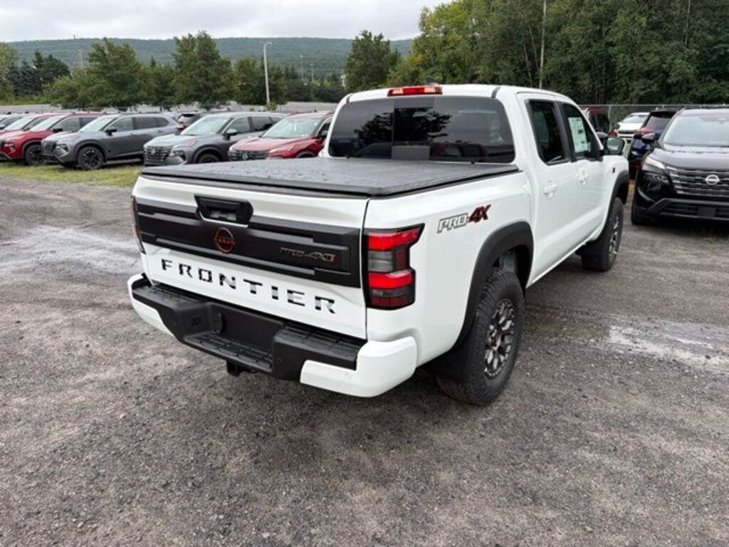 New 2026 Nissan Frontier PRO-4X w/R Package Truck