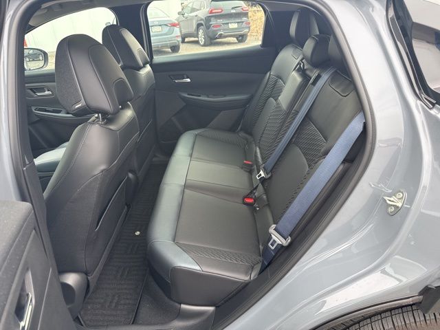 2026 Nissan LEAF Platinum+ - Photo 14