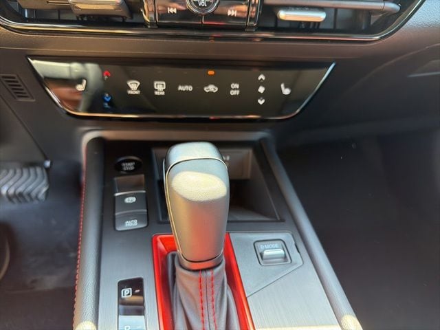 2026 Nissan KICKS SR AWD - Photo 12