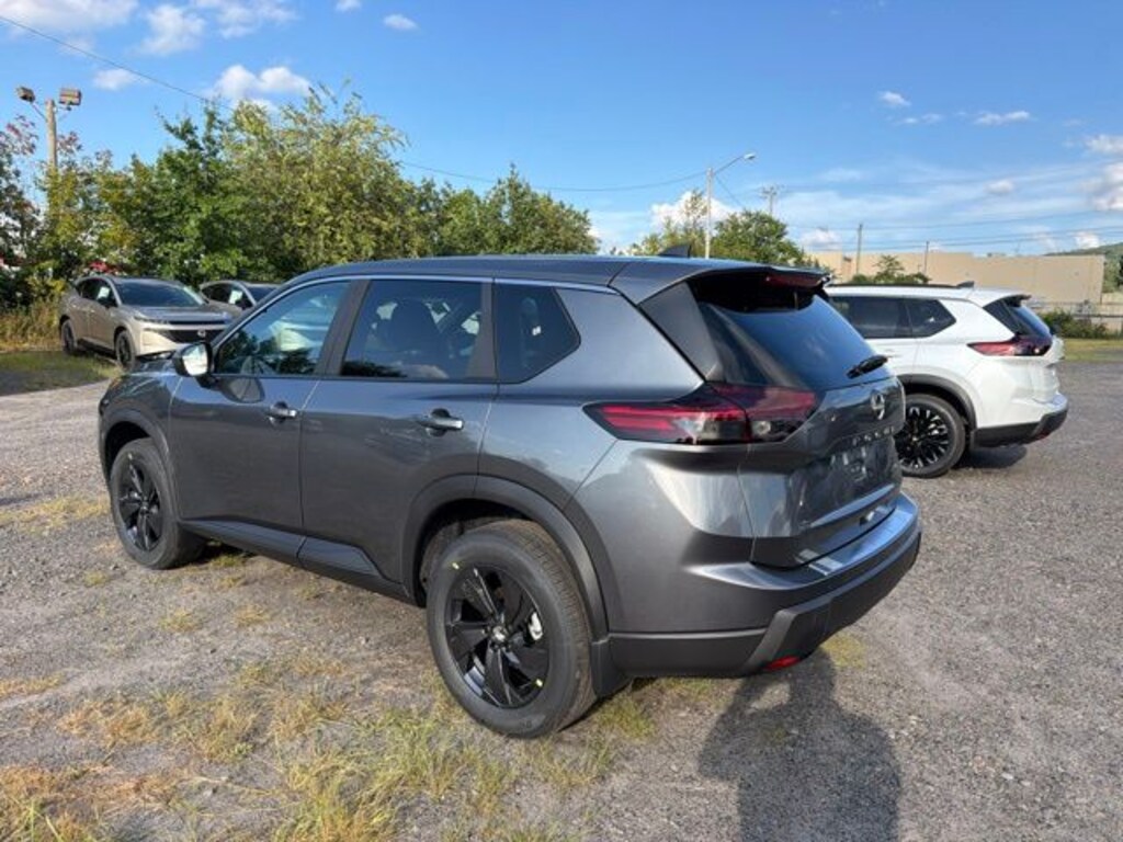 New 2026 Nissan Rogue SV SUV