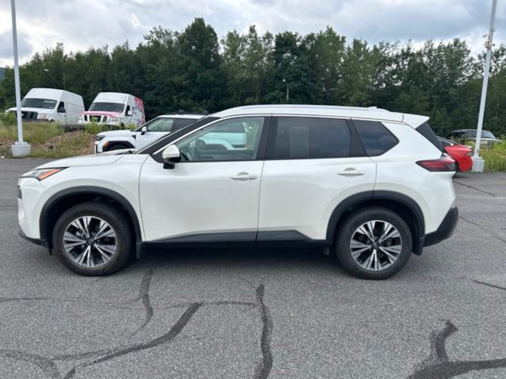 Used 2023 Nissan Rogue SV SUV