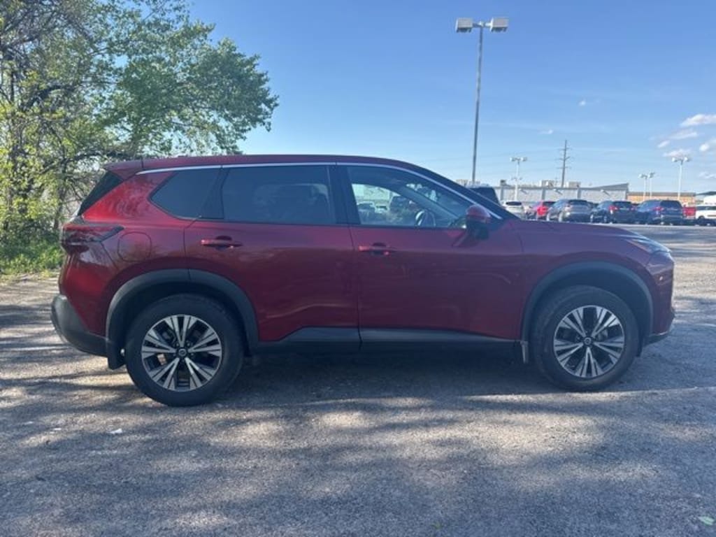 Certified 2021 Nissan Rogue SV SUV