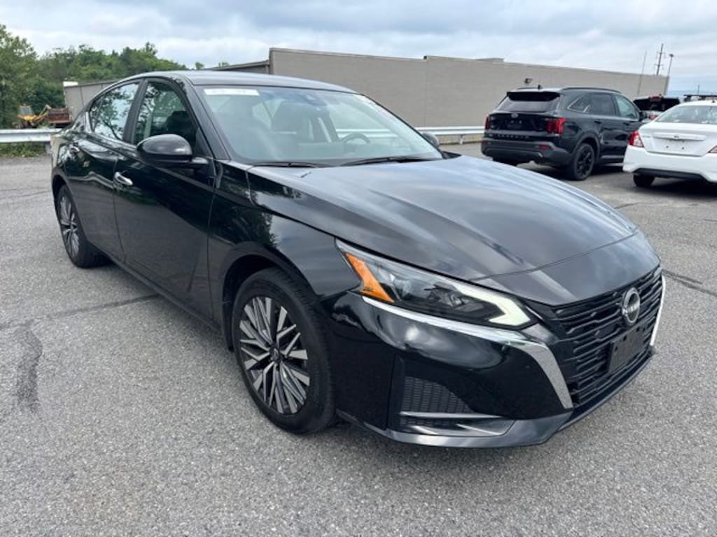 Certified 2023 Nissan Altima 2.5 SV Sedan
