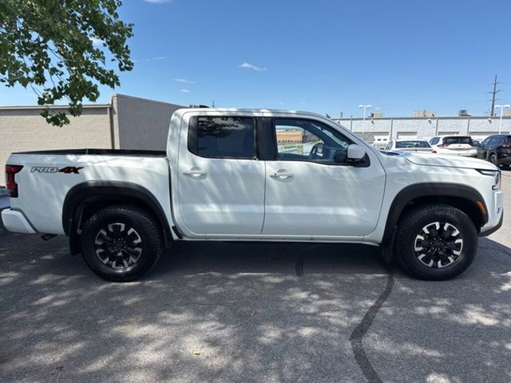 Certified 2024 Nissan Frontier PRO-4X Truck