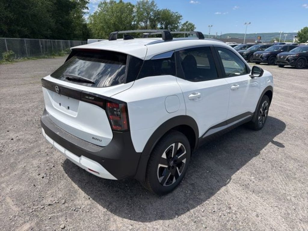 New 2026 Nissan Kicks SV SUV