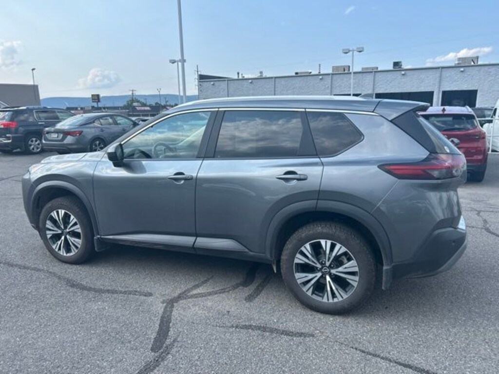 Used 2023 Nissan Rogue SV SUV