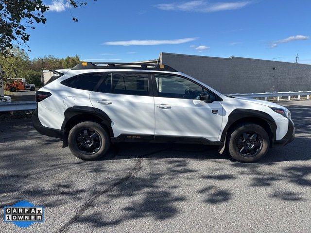 2022 Subaru Outback Wilderness photo 2