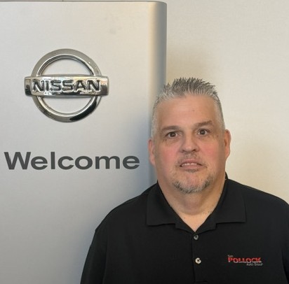 Staff member Dan Patton from ID_1cf31db6f0b8