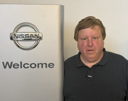 Staff member Jay Swift from ID_1cf31db6f0b8