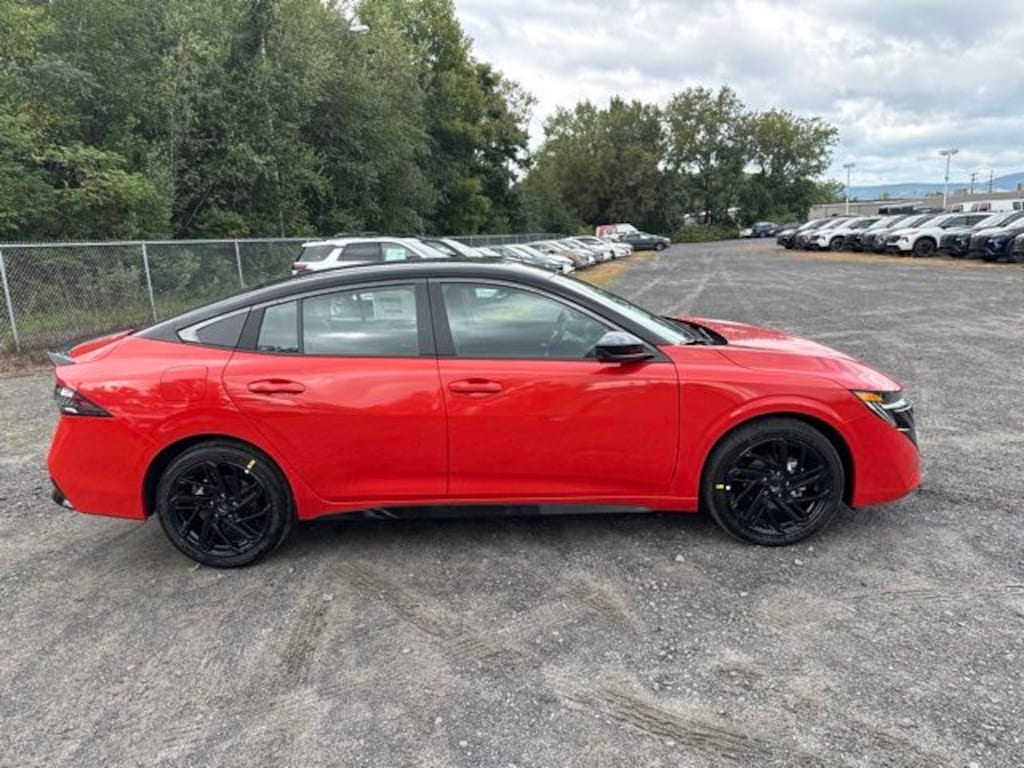 New 2027 Nissan Sentra SR Sedan