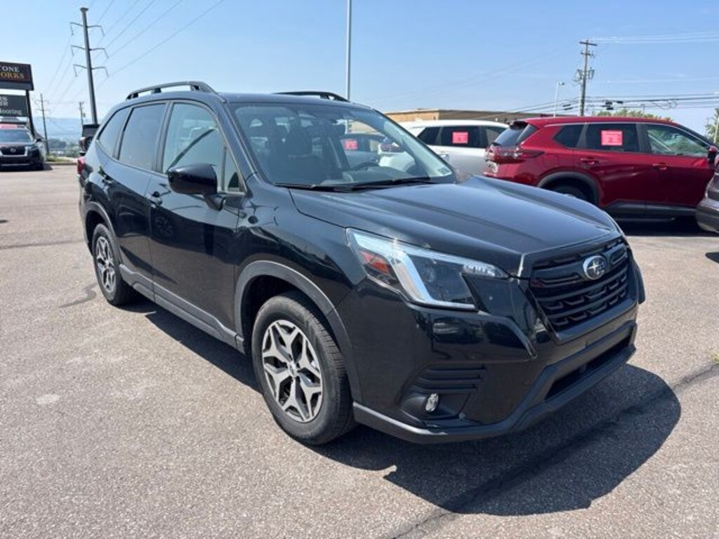 Used 2024 Subaru Forester Premium SUV