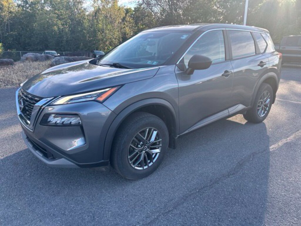Used 2023 Nissan Rogue S SUV