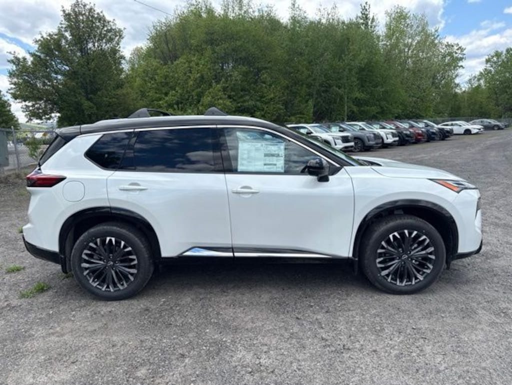 New 2026 Nissan Rogue Platinum SUV