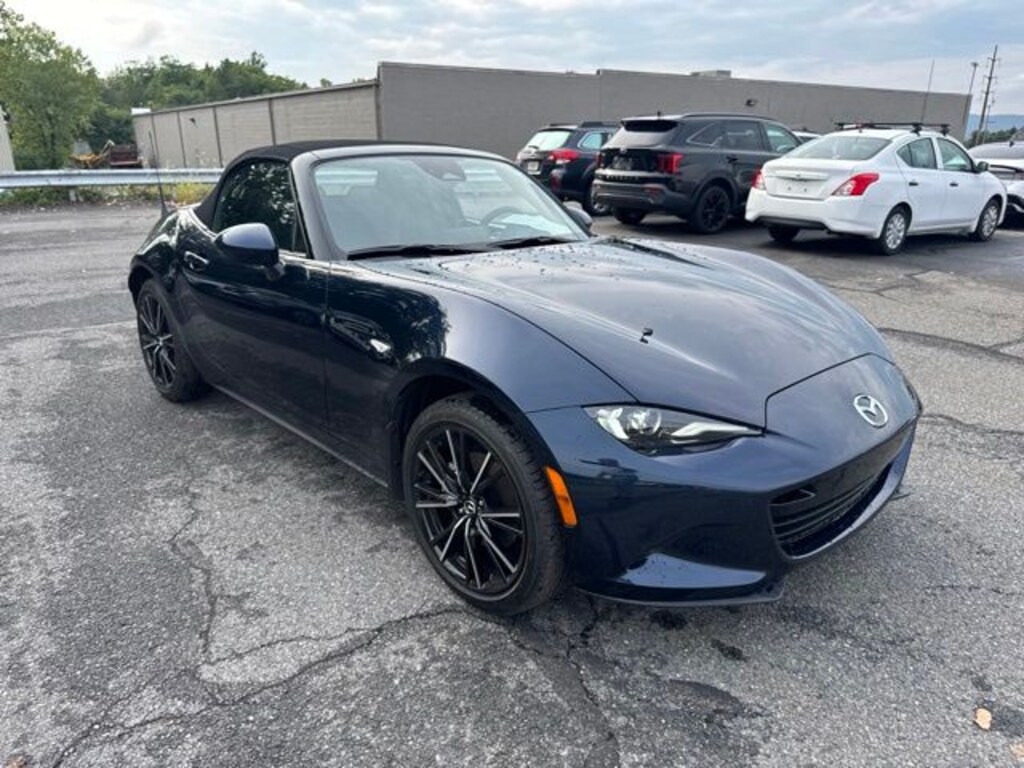 Used 2025 Mazda MX-5 Miata Grand Touring Convertible