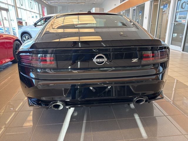 2025 Nissan Z Performance - Photo 6